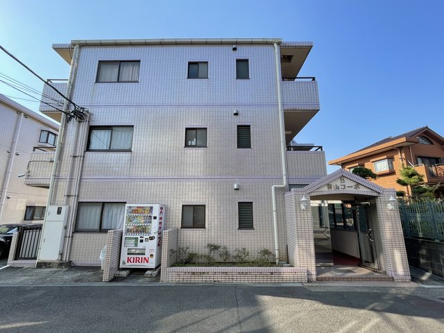 青山コーポBの外観写真