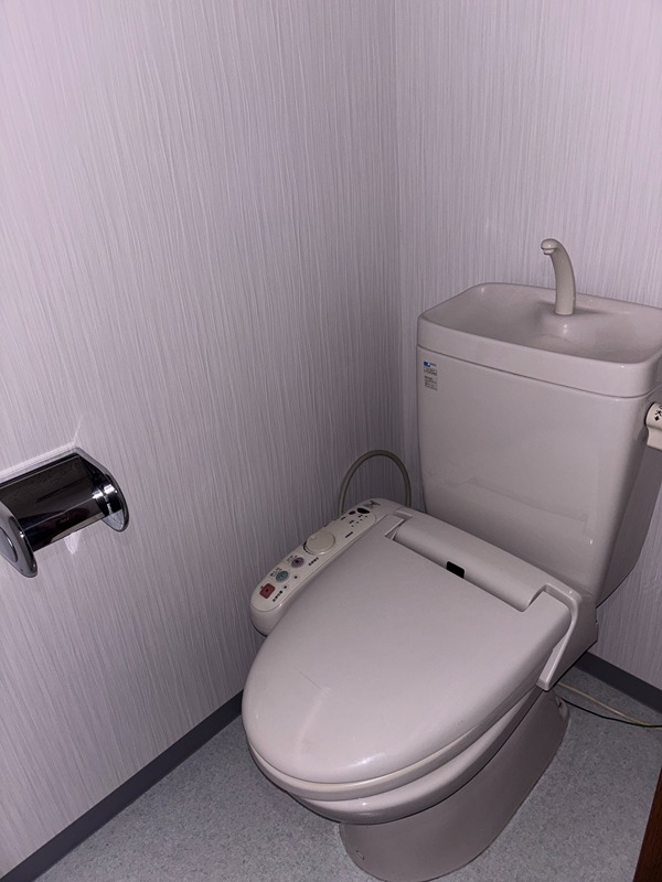 富山地鉄不二越上滝 南富山駅 徒歩26分 5階建 築25年のトイレ写真