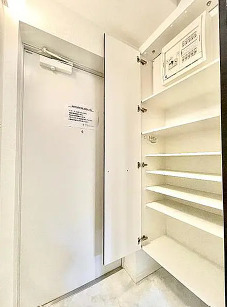 玄関　参考写真です