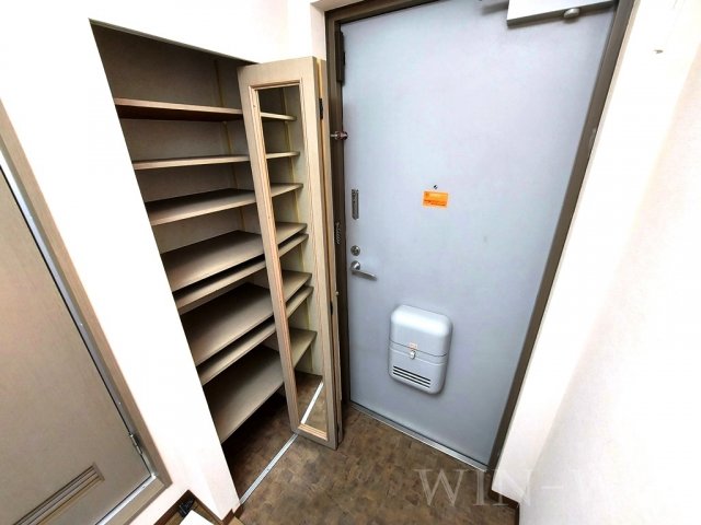 玄関　イメージ（同建物内別部屋の写真です）