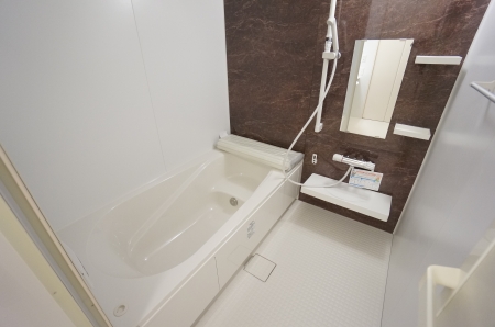 バス・シャワールーム　１坪風呂