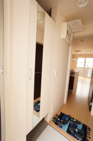 玄関　シューズボックス、玄関収納