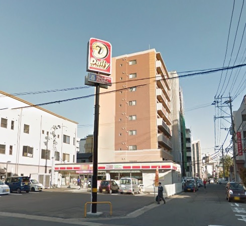 コンビニ　デイリーヤマザキ長崎浦上駅前通り店（コンビニ）まで291m