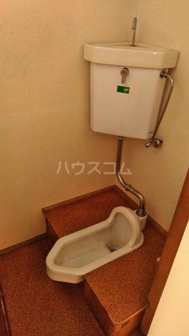 【岡村荘のトイレ】
