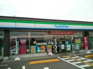 コンビニ　ファミリーマート高知大津店（コンビニ）まで1682m