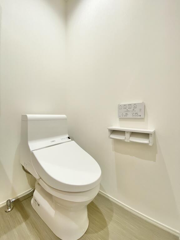 トイレ　※同間取り別部屋参考画像です