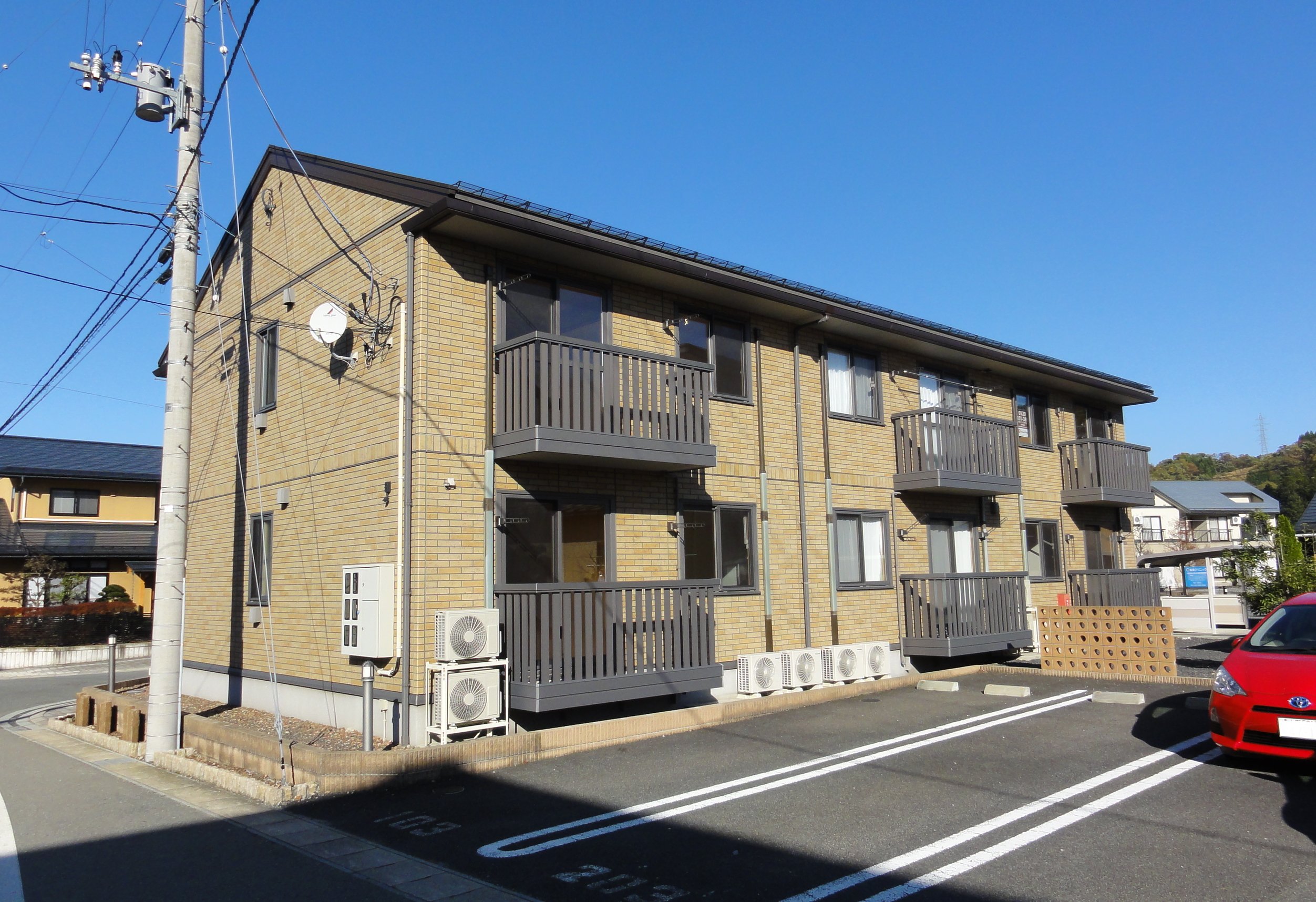 小学校　山形市立蔵王第一小学校（小学校）まで20m