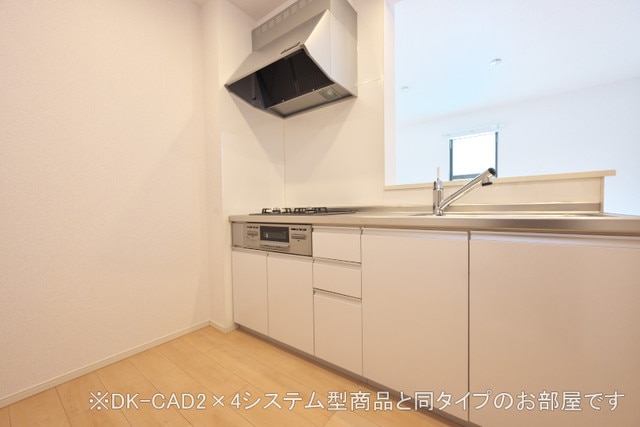 キッチン　3口コンロのシステムキッチン！