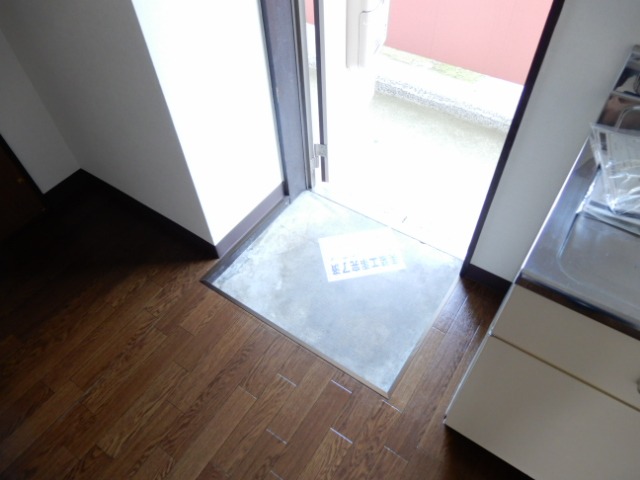 玄関　図面と現状に相違がある場合には現状を優先