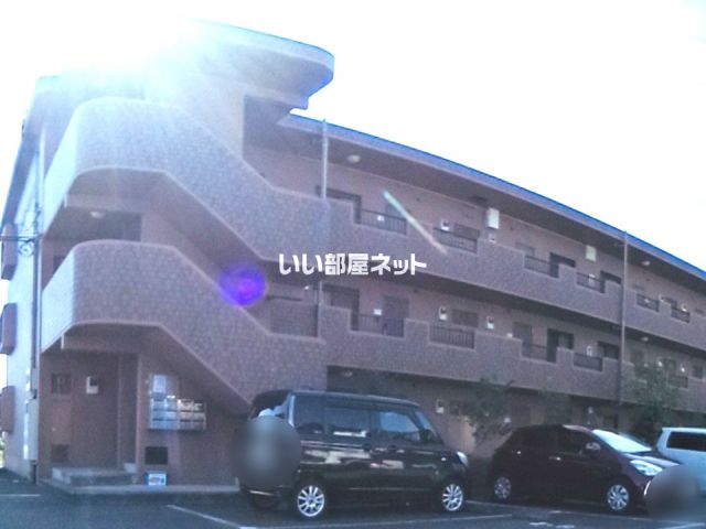 静岡県富士市岩本（マンション）の賃貸物件の外観