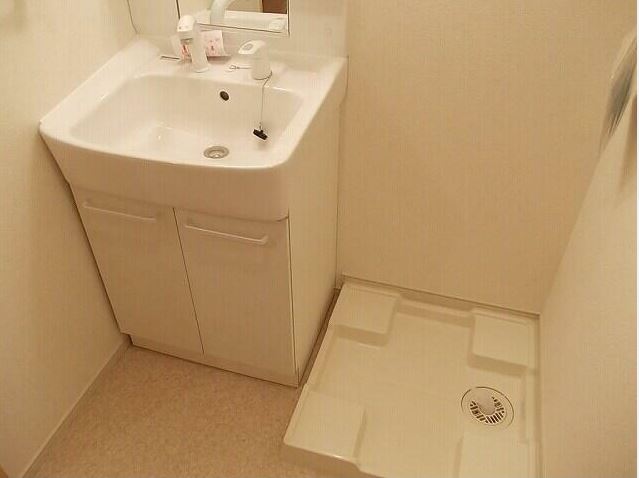 洗面設備　※同物件、別部屋になります。