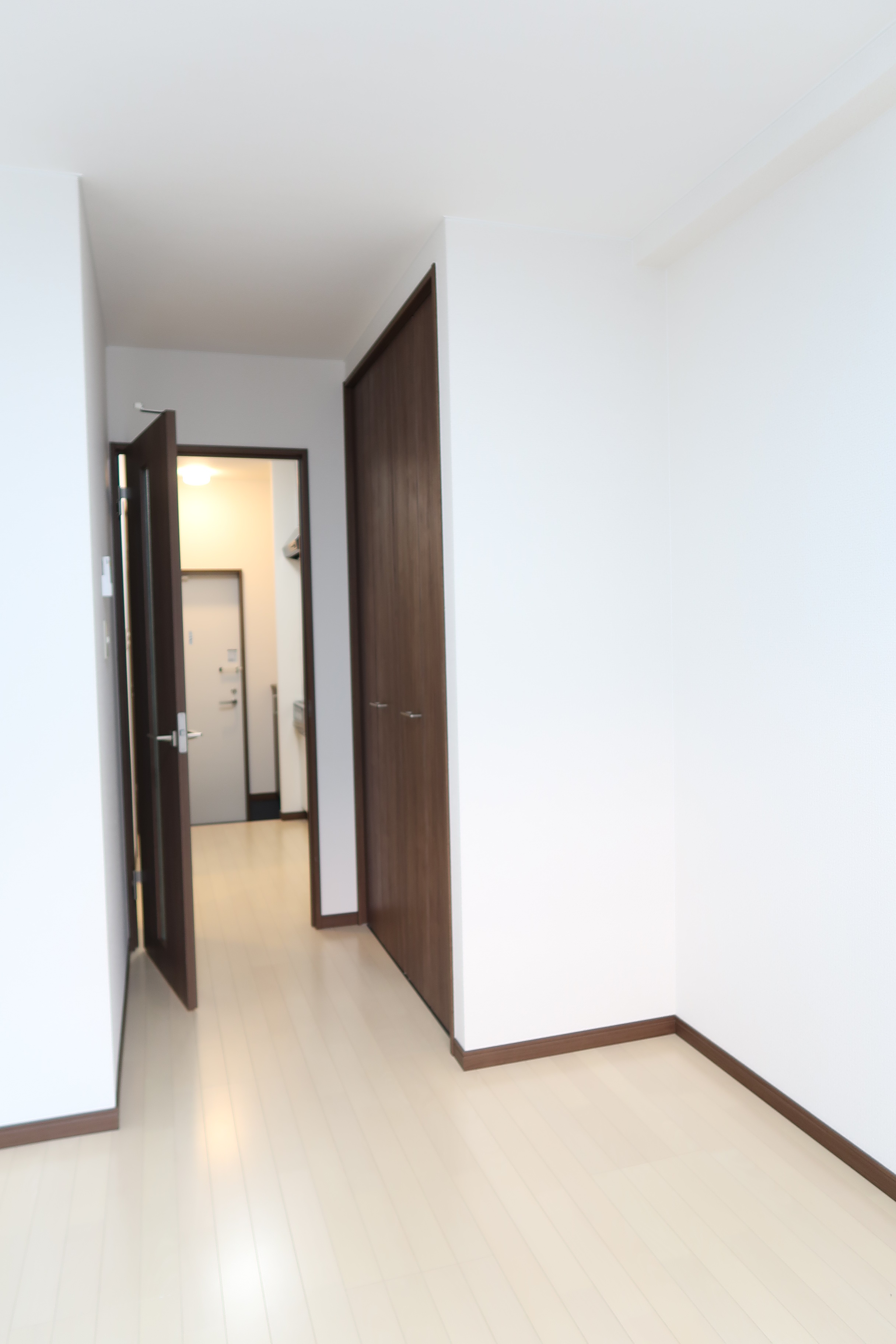 居室・リビング　オール電化　独立洗面台