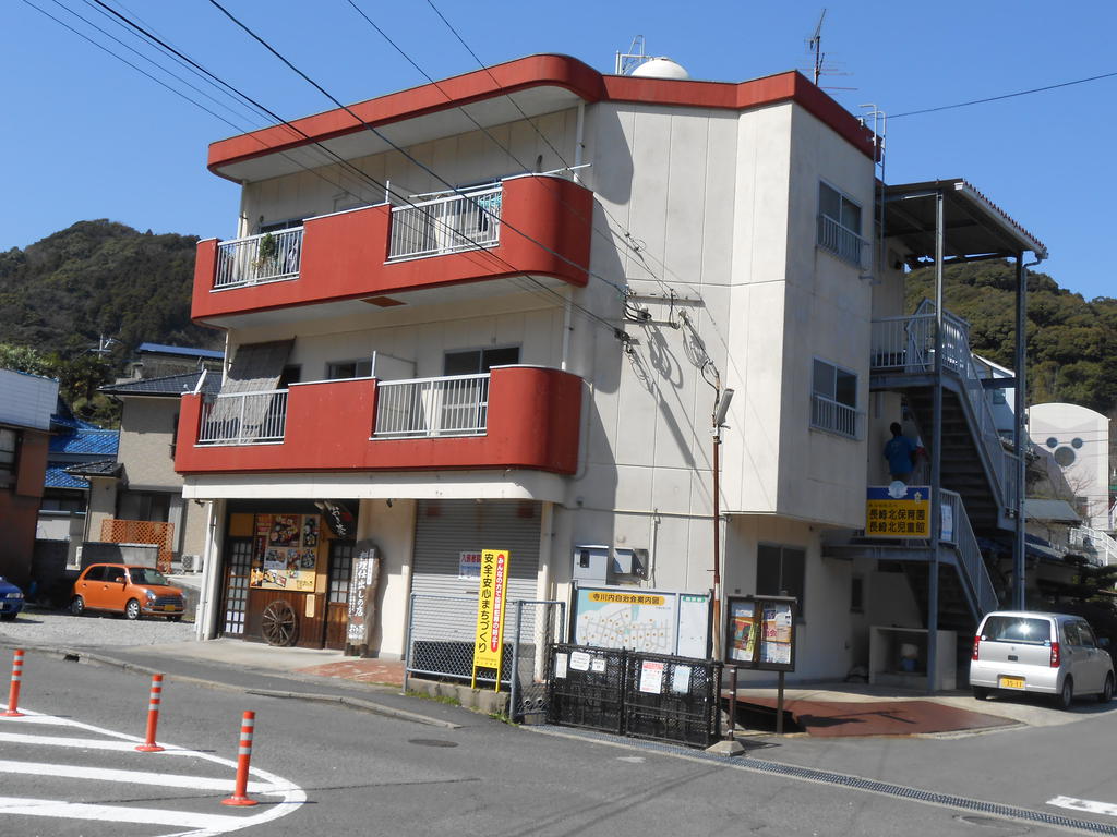 吉野ビルの建物外観