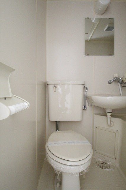 トイレ　同物件別部屋