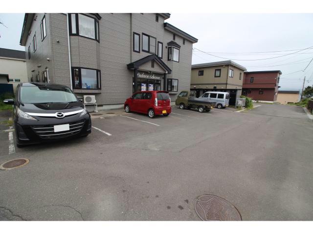 駐車場　駐車場