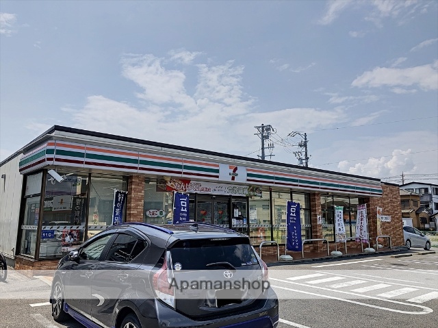コンビニ　セブンイレブン（コンビニ）まで3858m