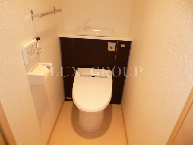 【羽村市小作台のマンションのトイレ】