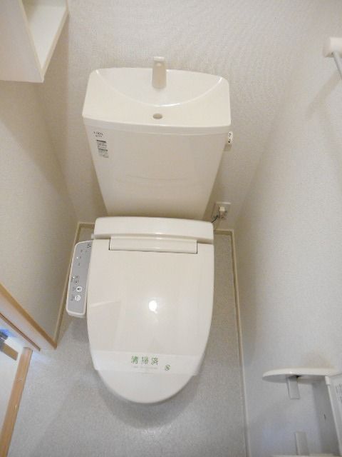 【シェルトメゾン　Ｂのトイレ】