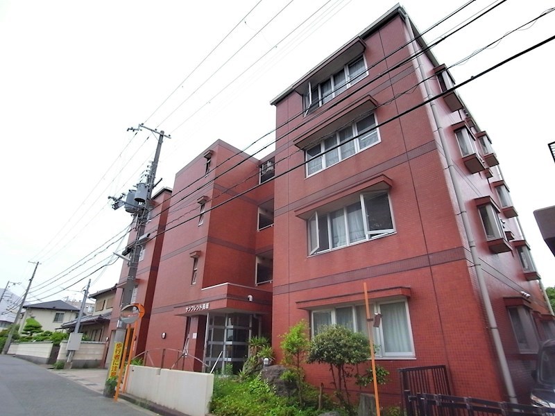 神戸市西区伊川谷町長坂のマンションの建物外観