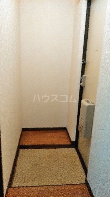 【北葛飾郡杉戸町大字下高野のアパートの玄関】