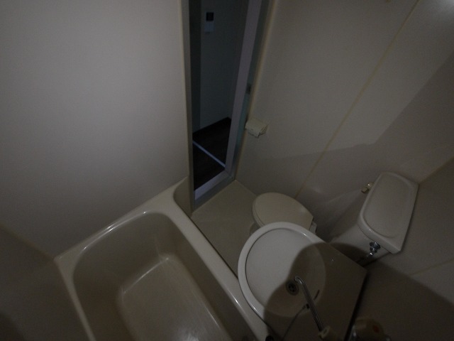 トイレ　シンプルで使いやすいトイレです