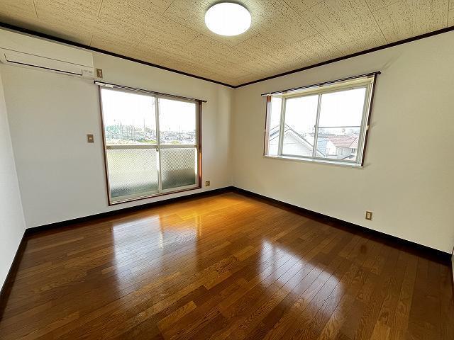 居室・リビング　洋室