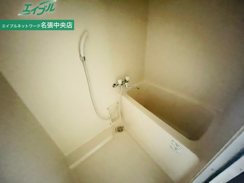 バス・シャワールーム　同物件別室