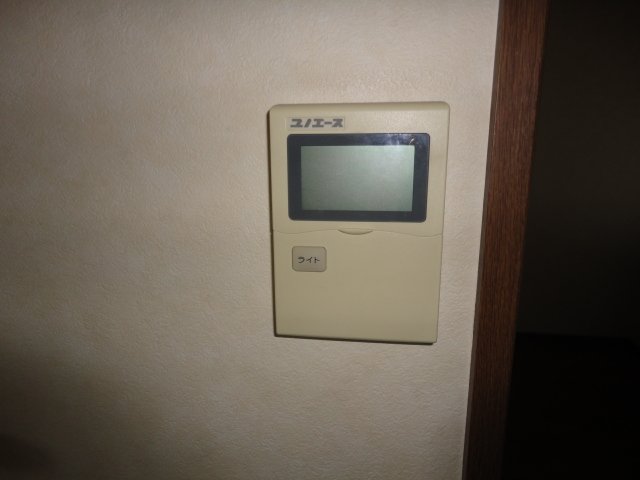 その他設備　温水器パネル