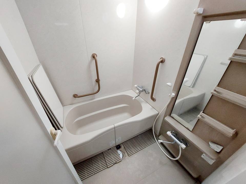 バス・シャワールーム　浴室