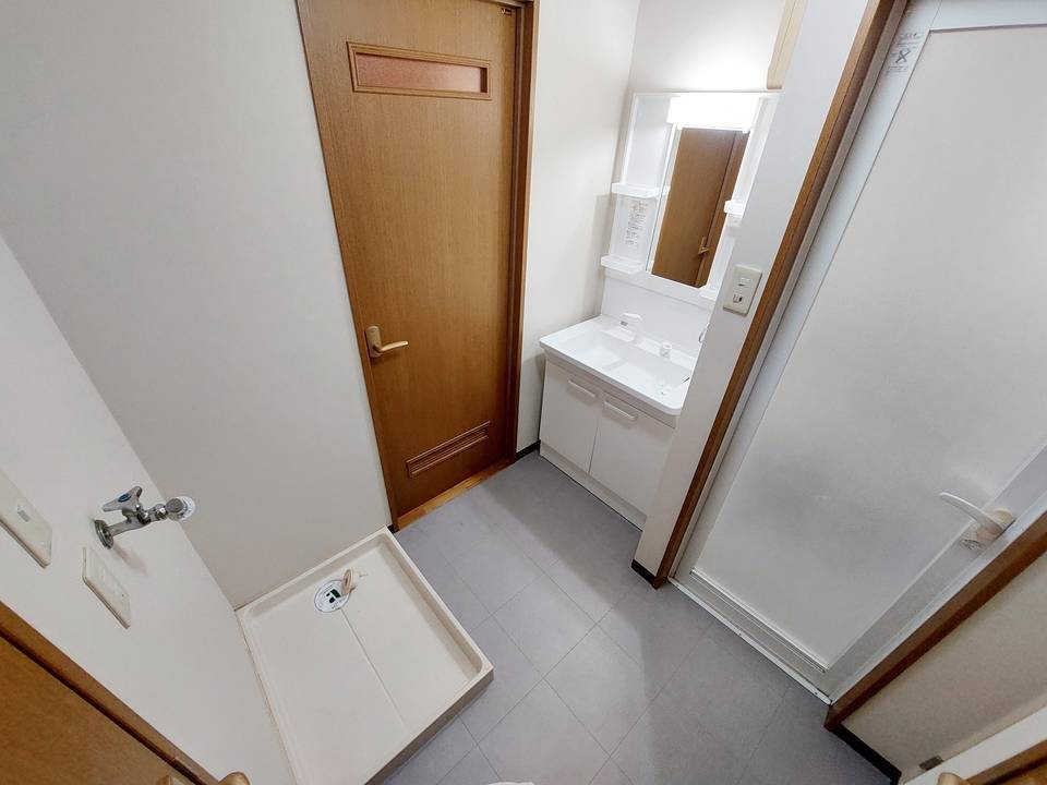 洗面設備　洗濯機置場