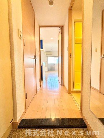 玄関　明るい玄関です