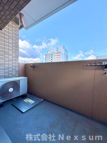 バルコニー　バルコニーがあります