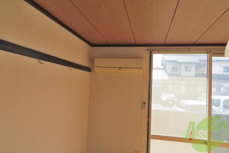 その他設備　エアコンも付いて暑い時期も寒い時期も安心です。