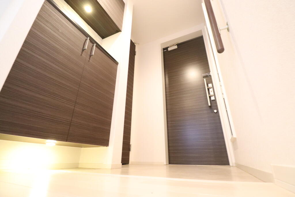 玄関　土間収納もあります★