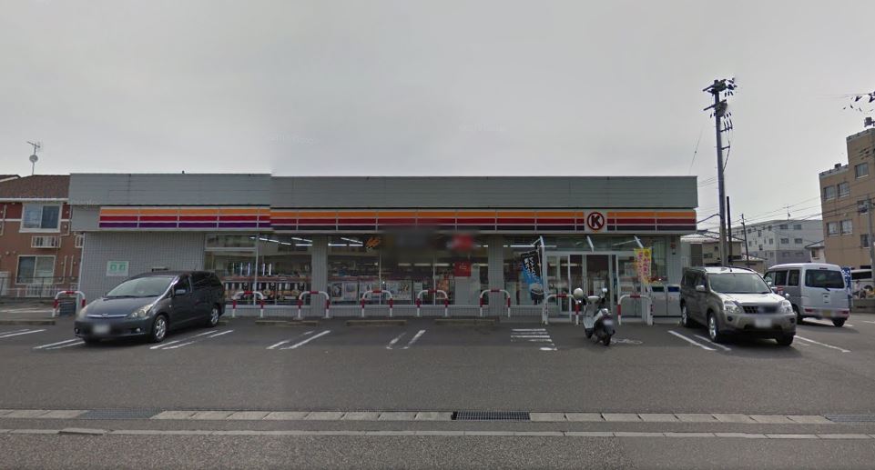 コンビニ　ファミリーマート 新潟あぶみ三丁目店（コンビニ）まで241m