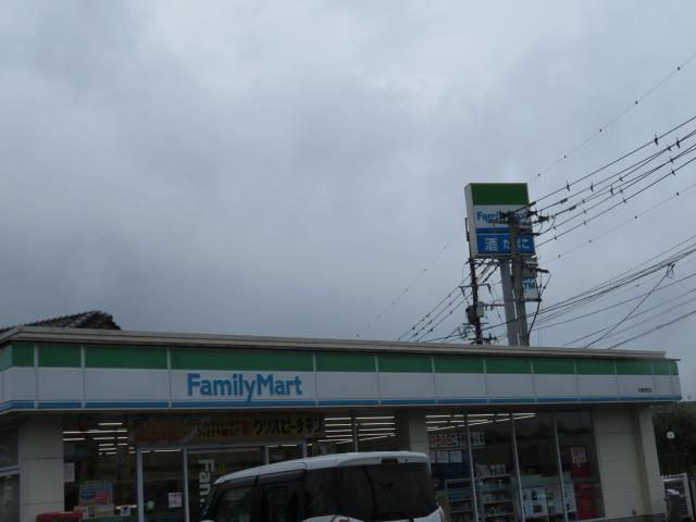 コンビニ　ファミリーマート松橋曲野店（コンビニ）まで866m