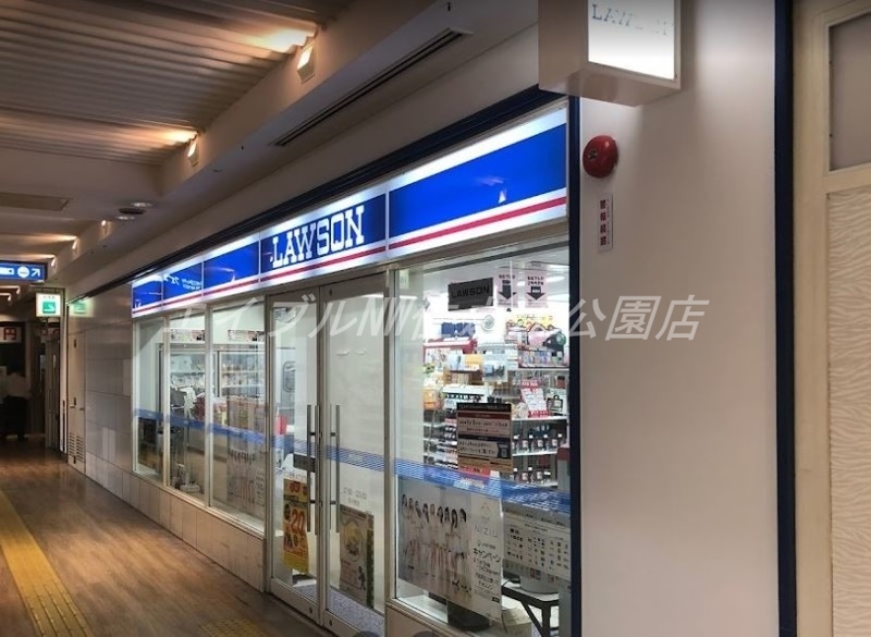 コンビニ　ローソン南港ATC*ITM店（コンビニ）まで621m
