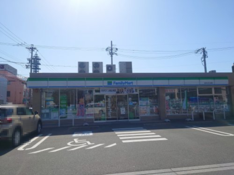 コンビニ　ファミリーマート　岐阜本荘公園店（コンビニ）まで364m