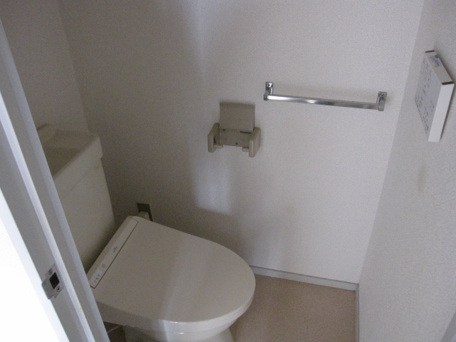 トイレ　トイレ（別のお部屋の写真）