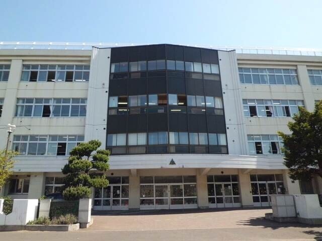 中学校　札幌市立中の島中学校（中学校）まで1047m