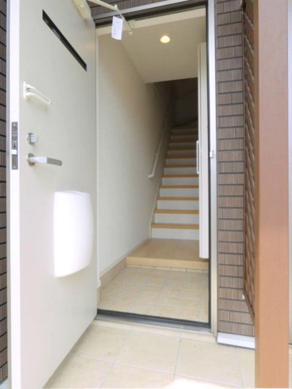 玄関　図面と現状に相違がある場合には現状を優先