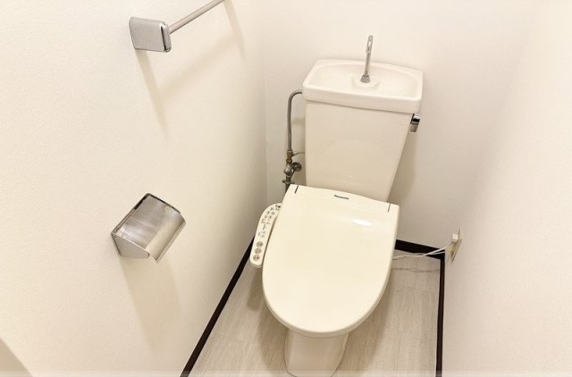 トイレ　同物件別室