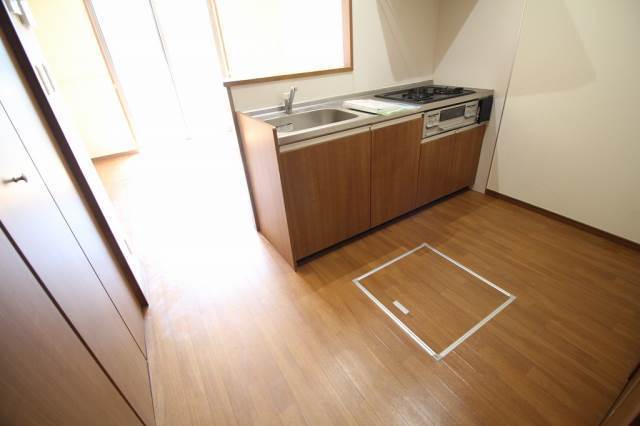 キッチン　大高郵便局 437m