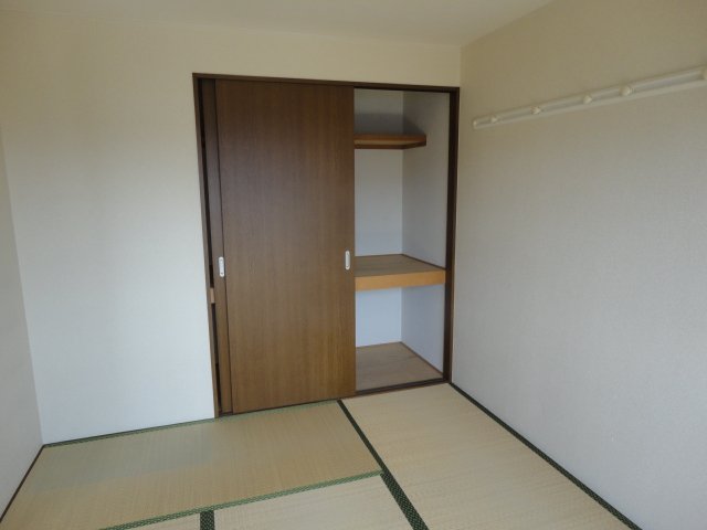 収納　和室と収納