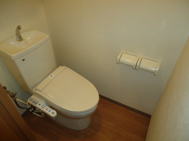 トイレ　シャワー付トイレ