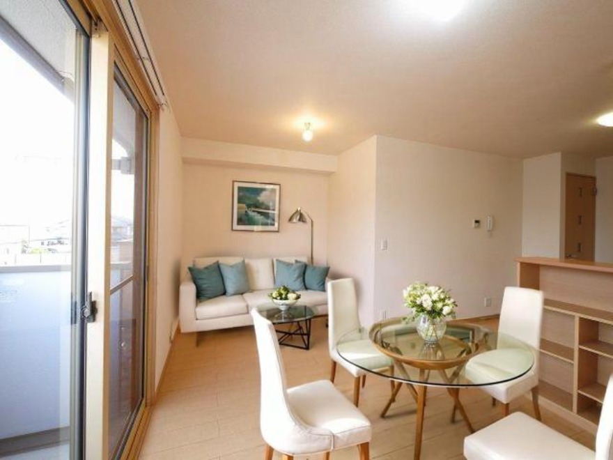 居室・リビング　使いやすい居間です