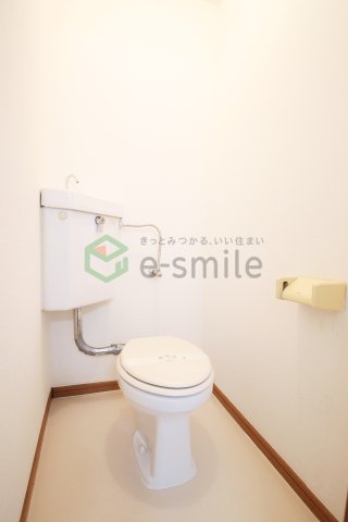 トイレ　トイレもきれいです