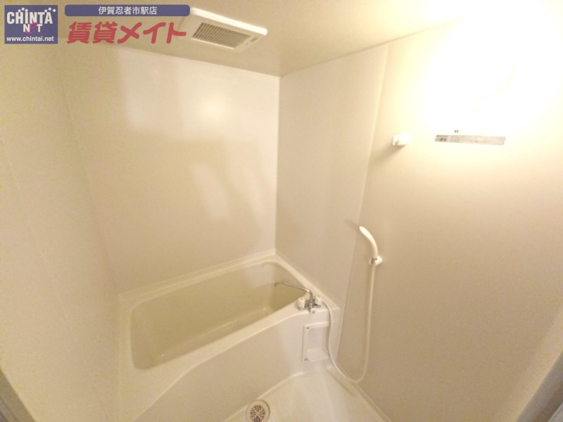 バス・シャワールーム　別部屋参考写真となります。