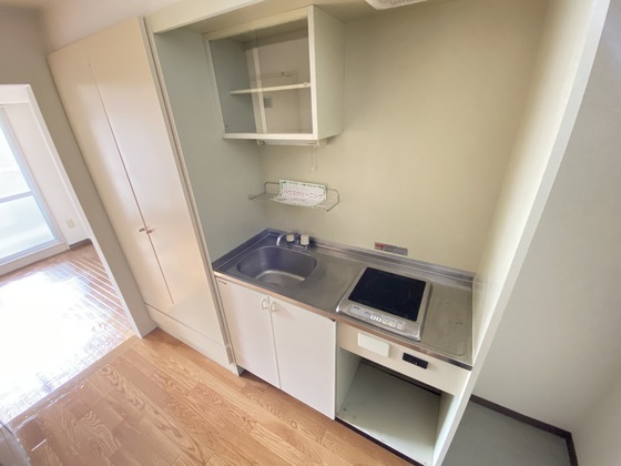 キッチン　※別部屋の写真です