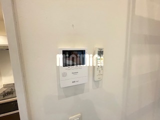 セキュリティ　モニター付きインターホン